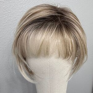 Raquel Welch Born to Shine Shaded Biscuit